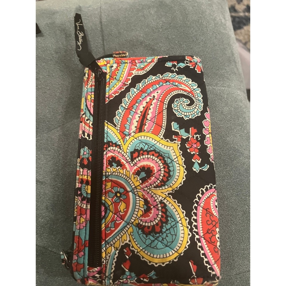 Vera Bradley Wallet Wristlet Black Paisley Pattern Zipper Pockets - Picture 2 of 3